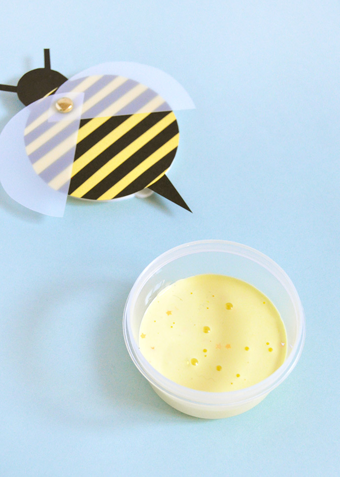 Mod Podge Honeybee Slime Favors