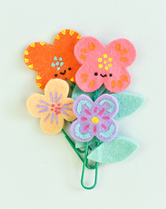 Painted Felt Flower Planner Clips