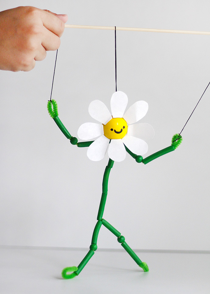 Dancing Daisy Pasta Puppet