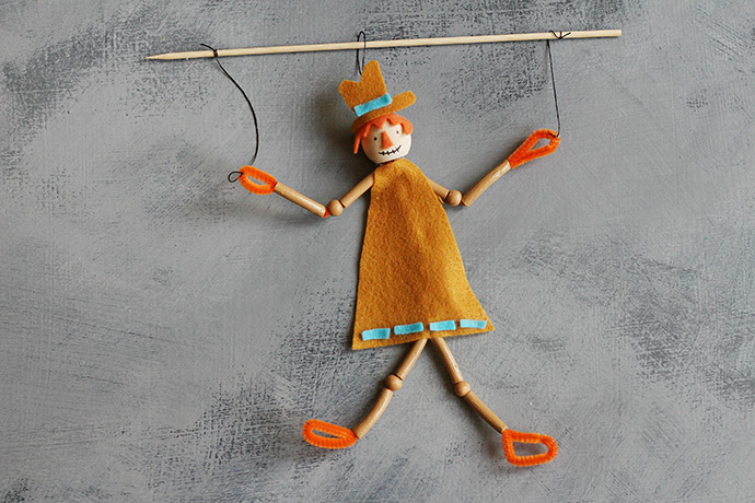 Scarecrow Pasta Puppet