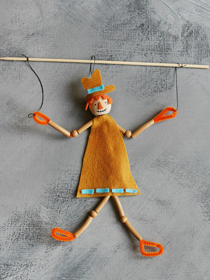 Scarecrow Pasta Puppet