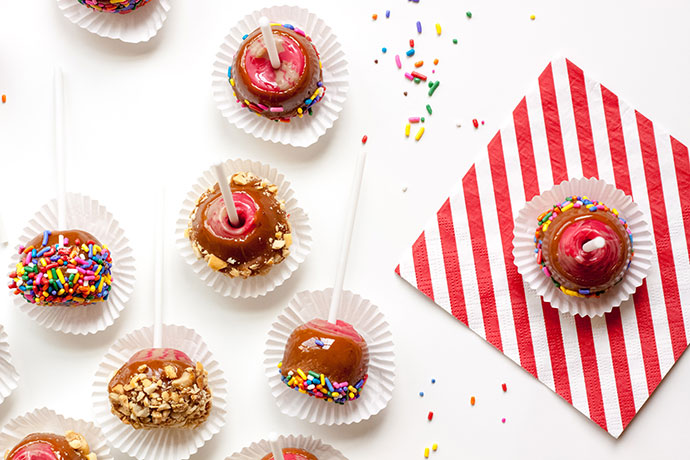 Caramel Apple Lollipops