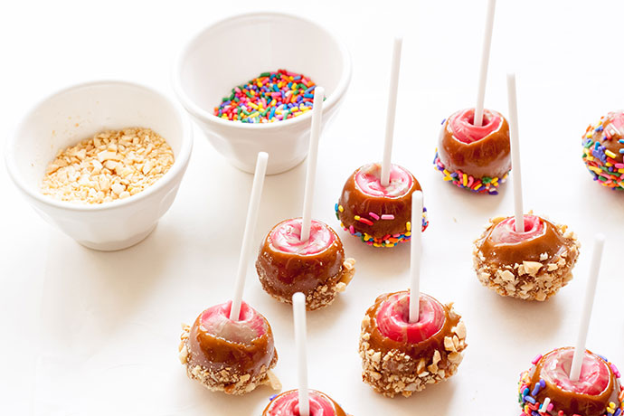 Caramel Apple Lollipops