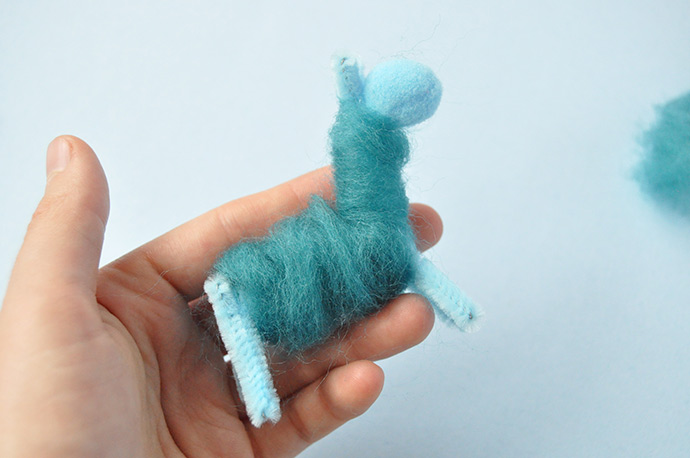 Pipe Cleaner & Wool Llamas