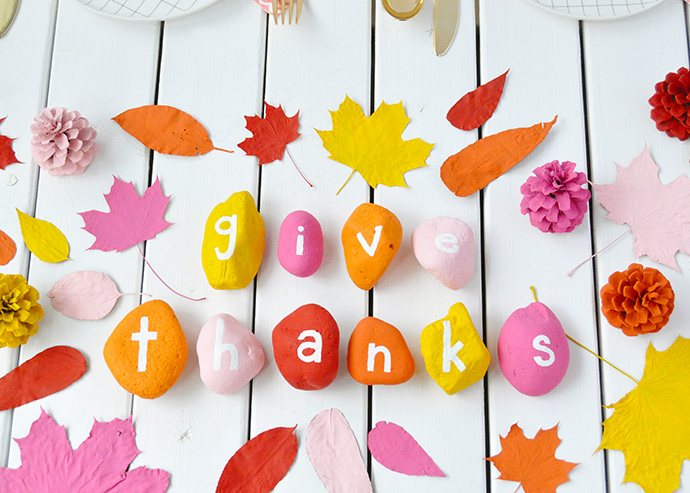 Painted Rocks & Leaves Thanksgiving Table