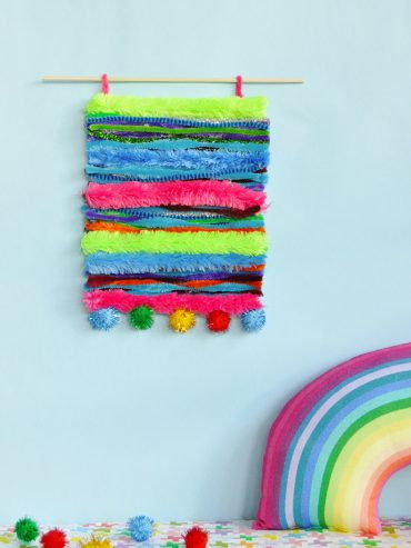 No-Weave Wall Hanging