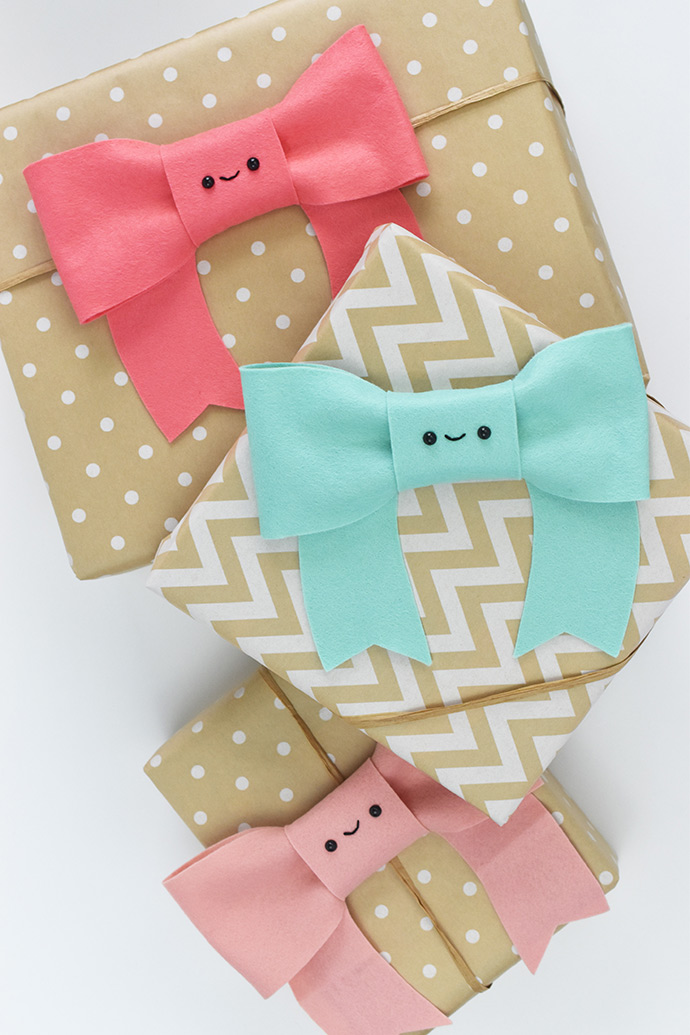 Kawaii Bow Gift Toppers