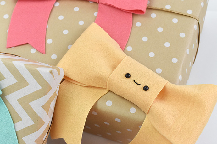 Kawaii Bow Gift Toppers