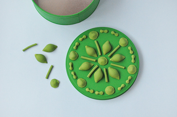 DIY Pasta Cookie Tins