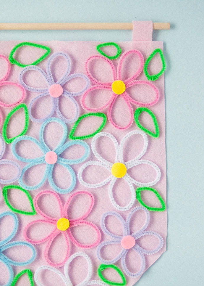 Floral Pipe Cleaner Wall Hanging