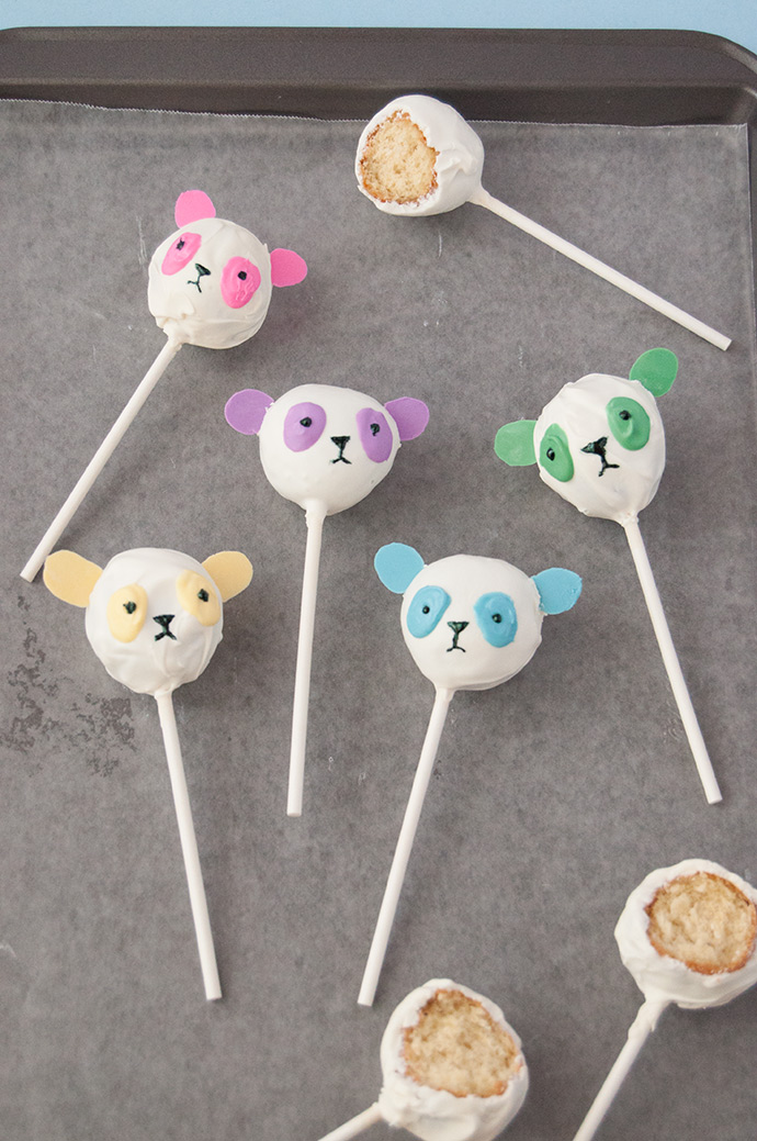 No-Bake Rainbow Panda Pops
