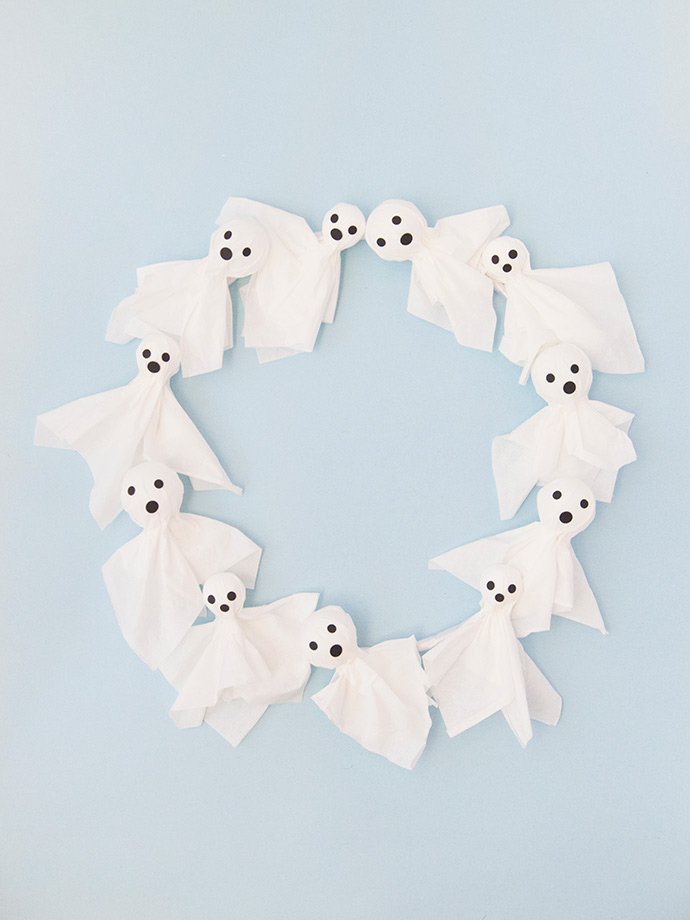 Halloween Ghost Wreath