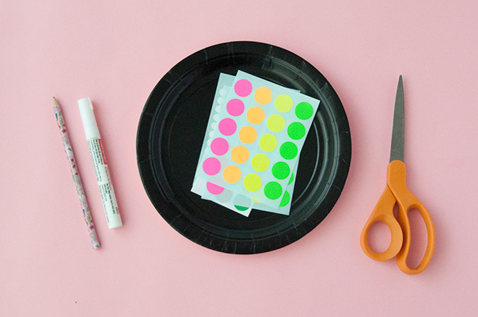 Paper Plate Black Cats