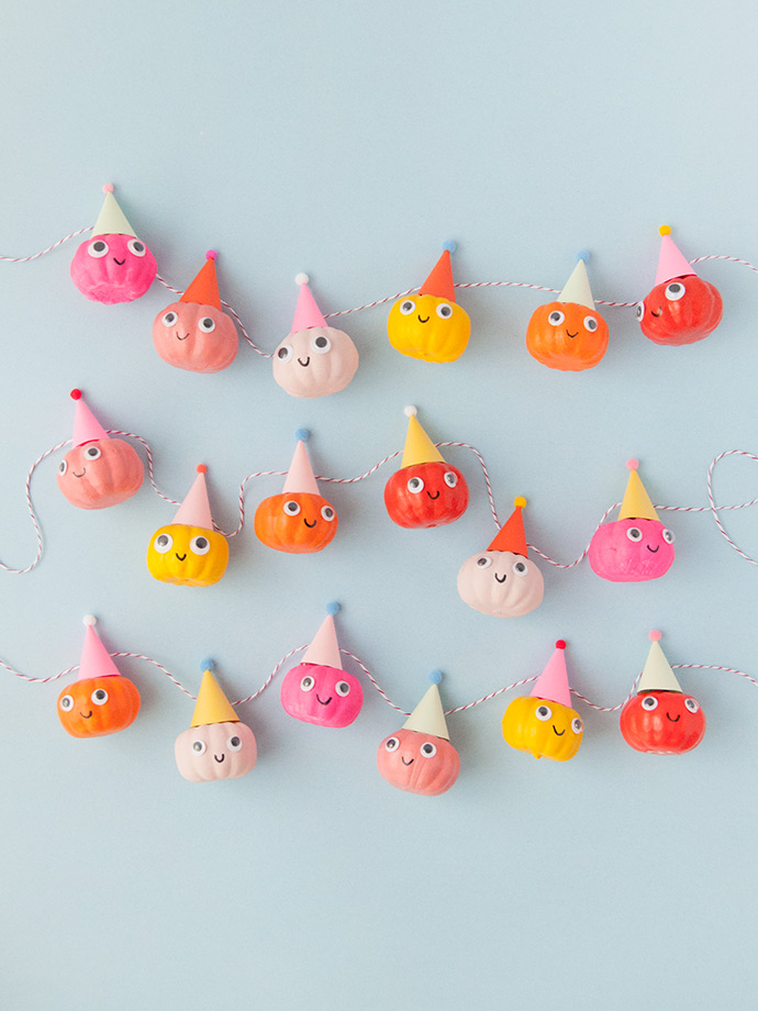 Party Pumpkin Garland