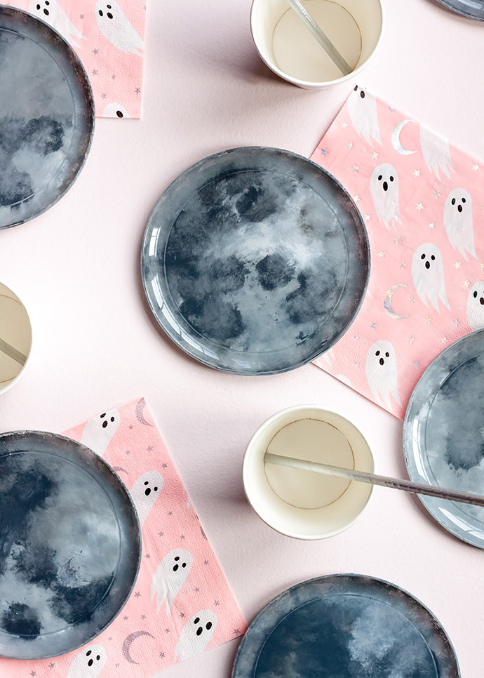 DIY Moon Plates