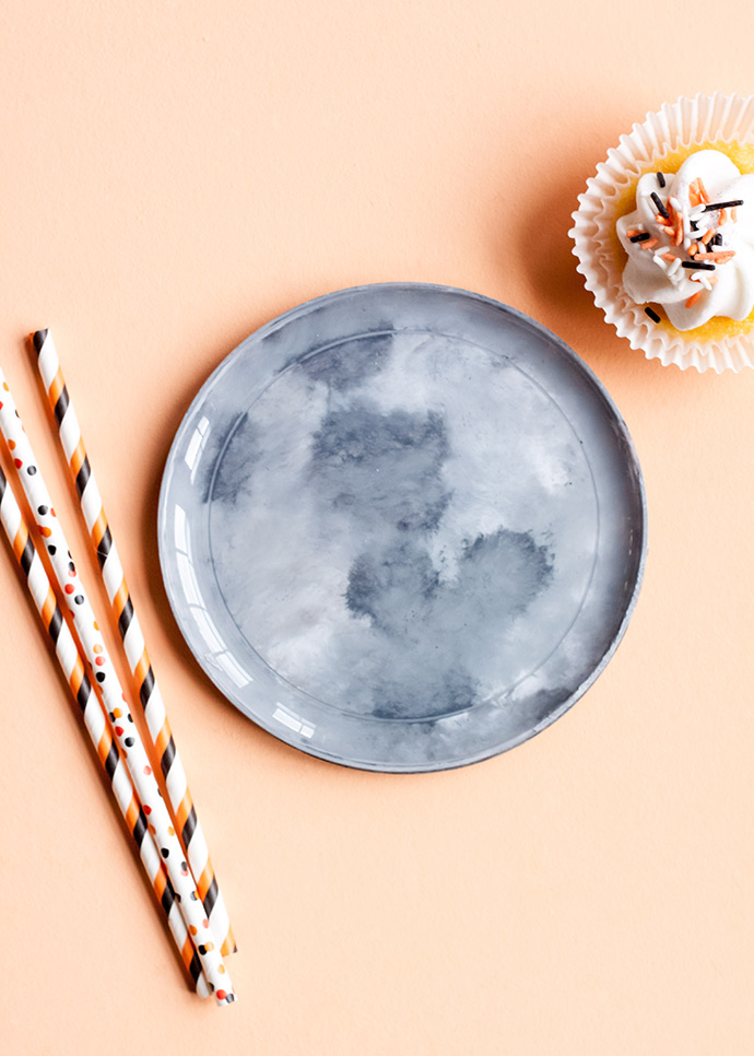 DIY Moon Plates