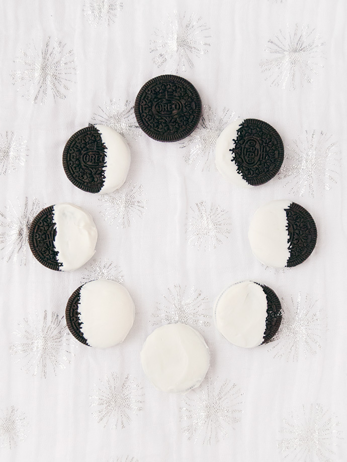 Oreo Moon Phase Cookies