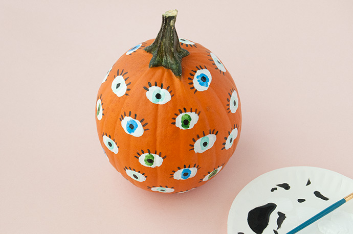 Painted Fingerprint Pumpkins for Kids