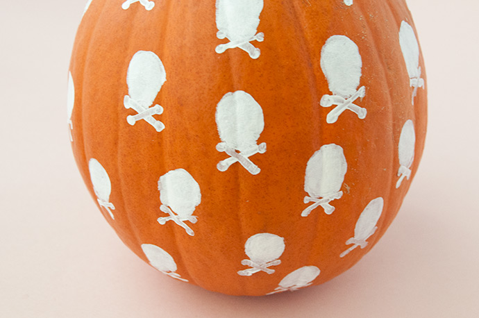 Painted Fingerprint Pumpkins for Kids