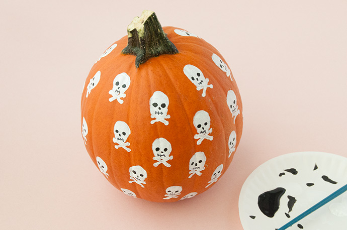 Painted Fingerprint Pumpkins for Kids