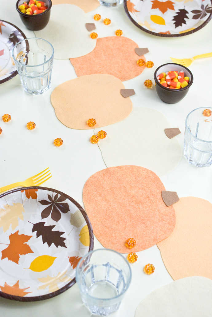 Thanksgiving Table Decor for Kids