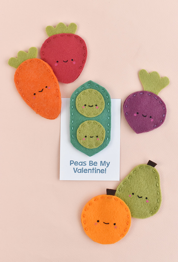 Fruit and Veggie Finger Puppet Valentines