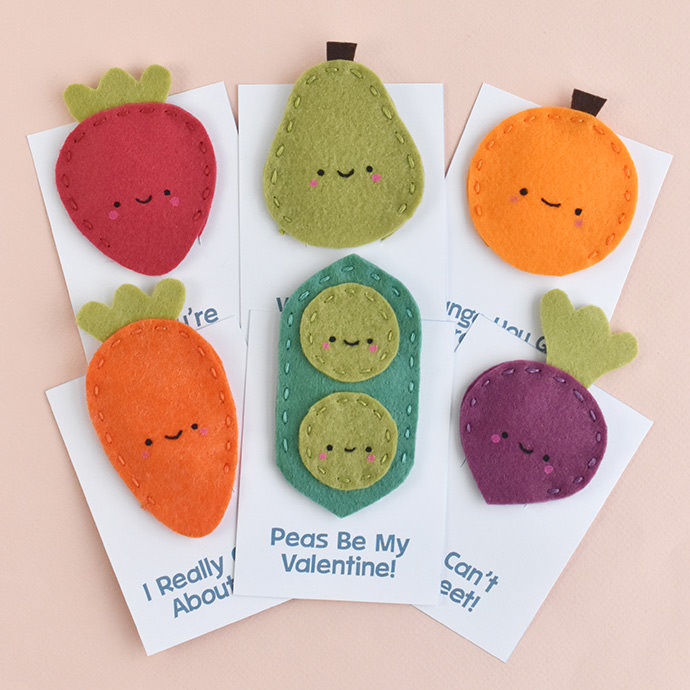 Fruit and Veggie Finger Puppet Valentines