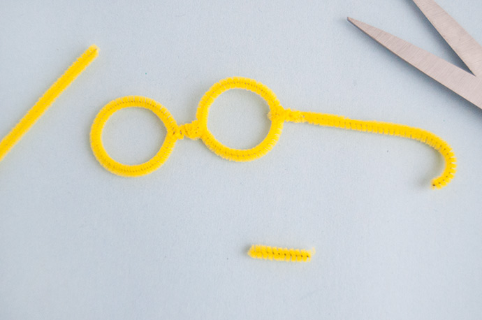 Pipe Cleaner Glasses Valentines