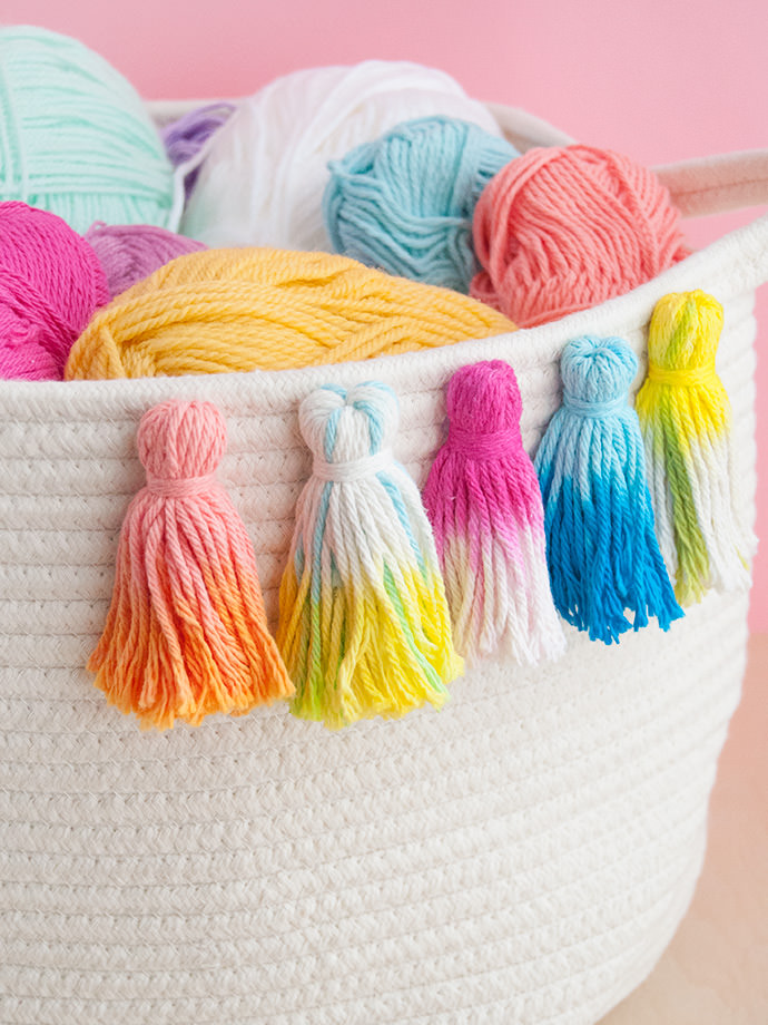 2-Minute Dye Tassel Baskets