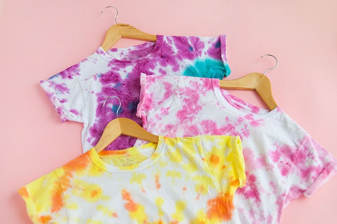 How to Tie Dye with Kids: Three Ways