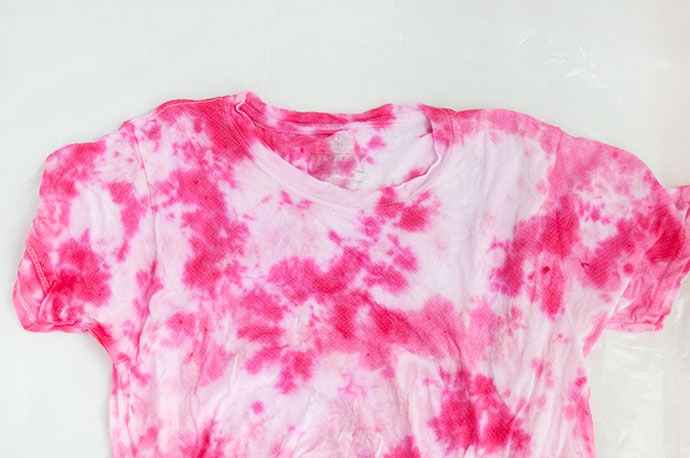 How to Tie Dye with Kids: Three Ways