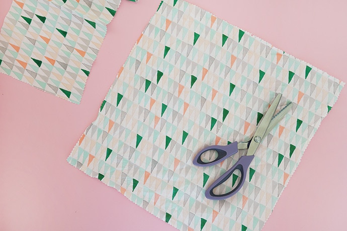 Simple DIY Gift Wrap for Mother's Day