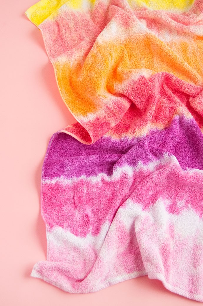 How to Tie Dye with Kids: Three Ways