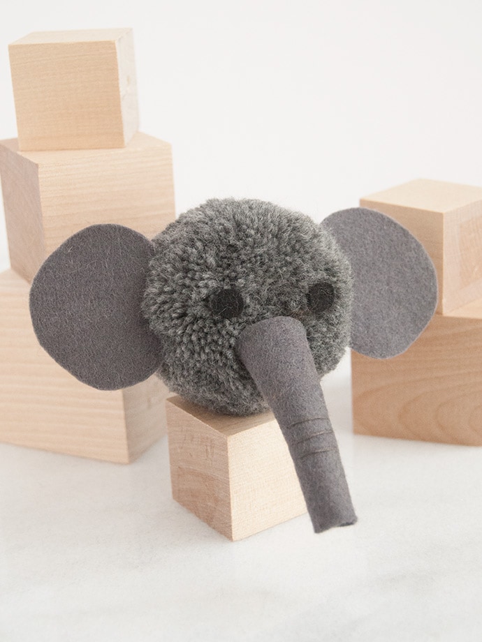 Elephant Pom Pom