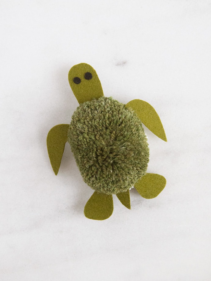 Turtle Pom Pom