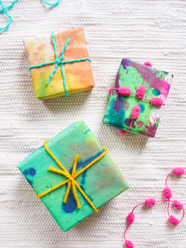 How to Dye Wrapping Paper