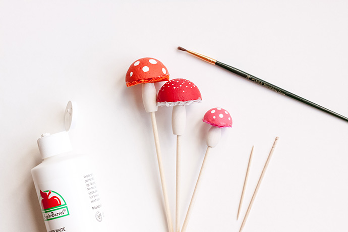 Toadstool Stir Sticks