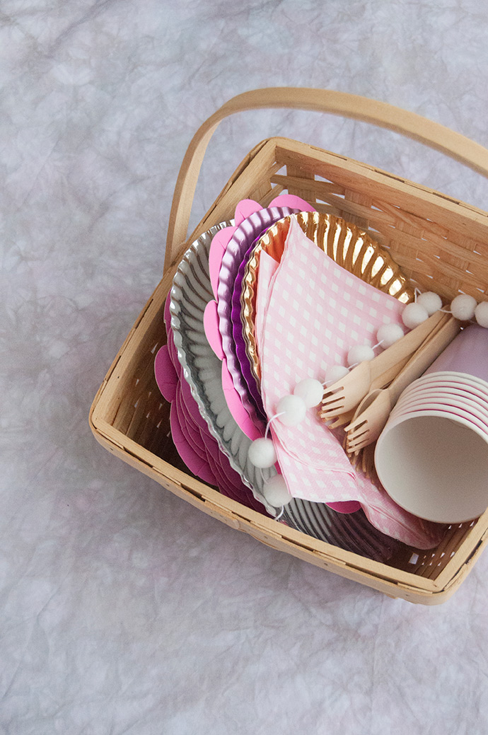 Tie Dye Indoor Picnic Blanket