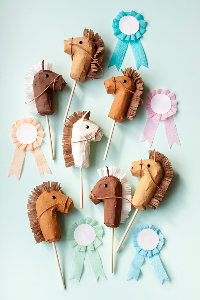 Mini Stick Horse Piñatas