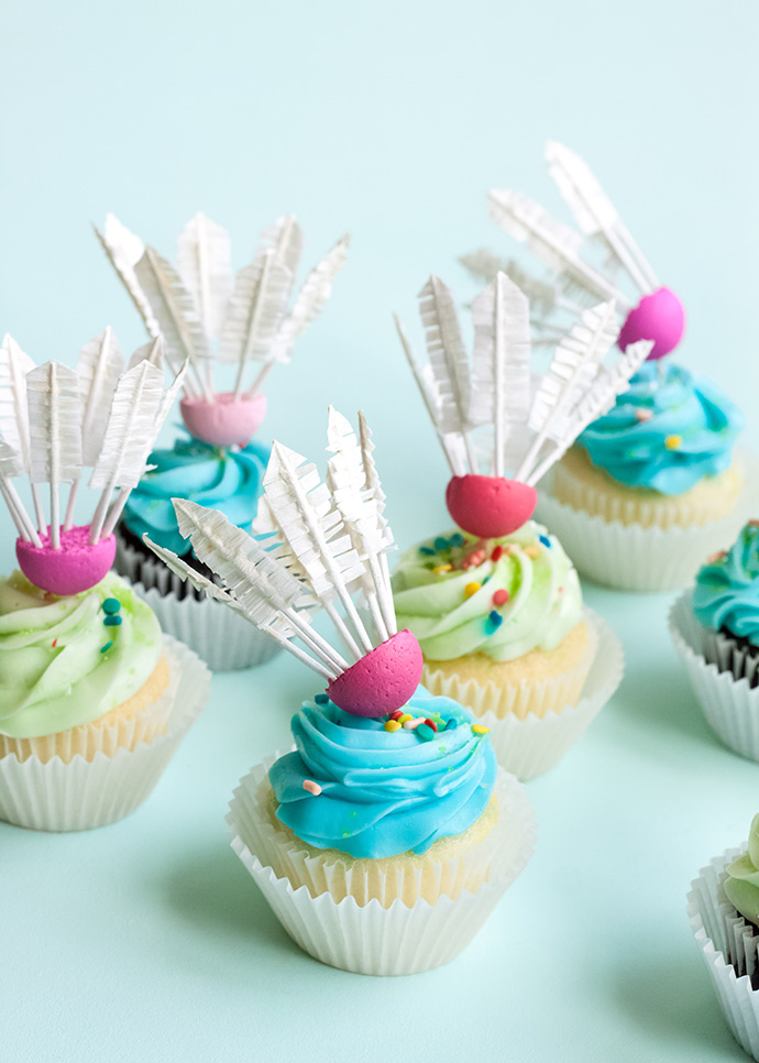 DIY Badminton Birdie Cupcake Toppers