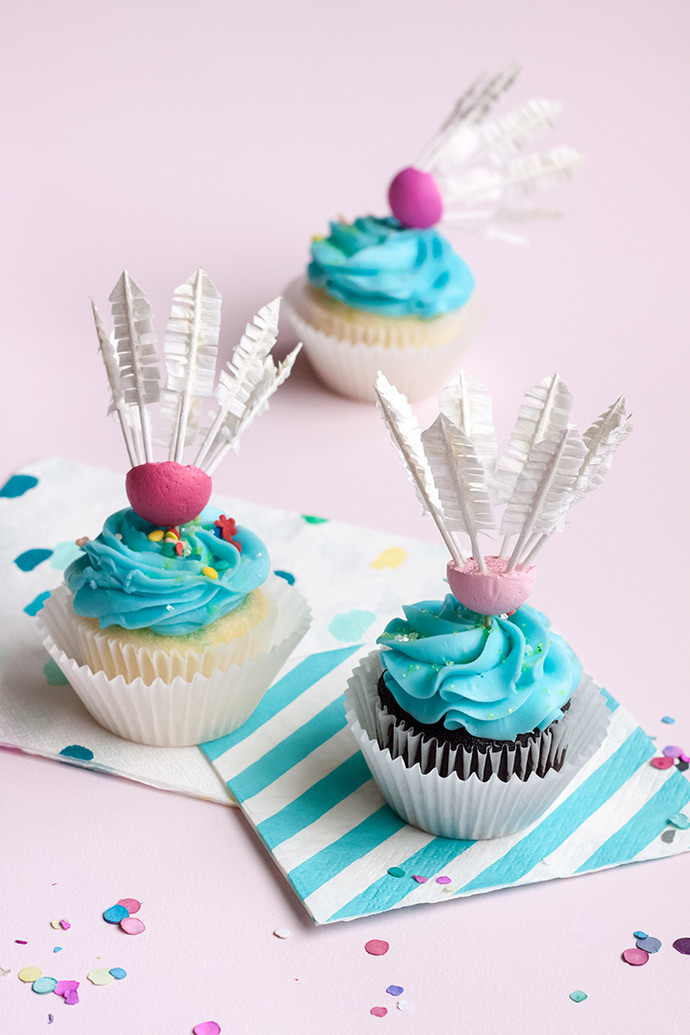 DIY Badminton Birdie Cupcake Toppers