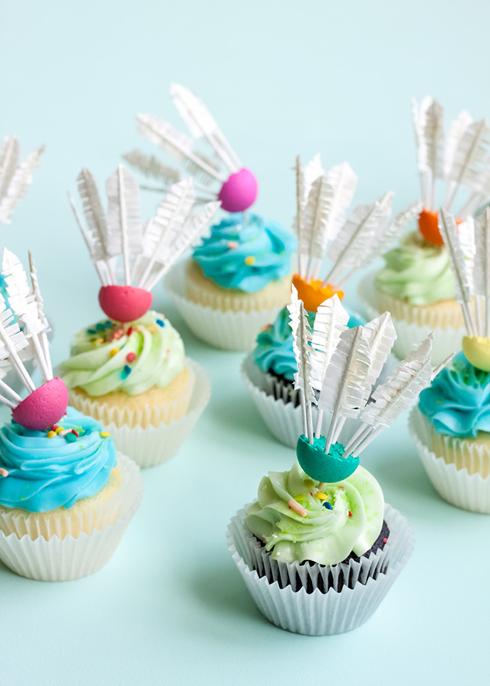 DIY Badminton Birdie Cupcake Toppers