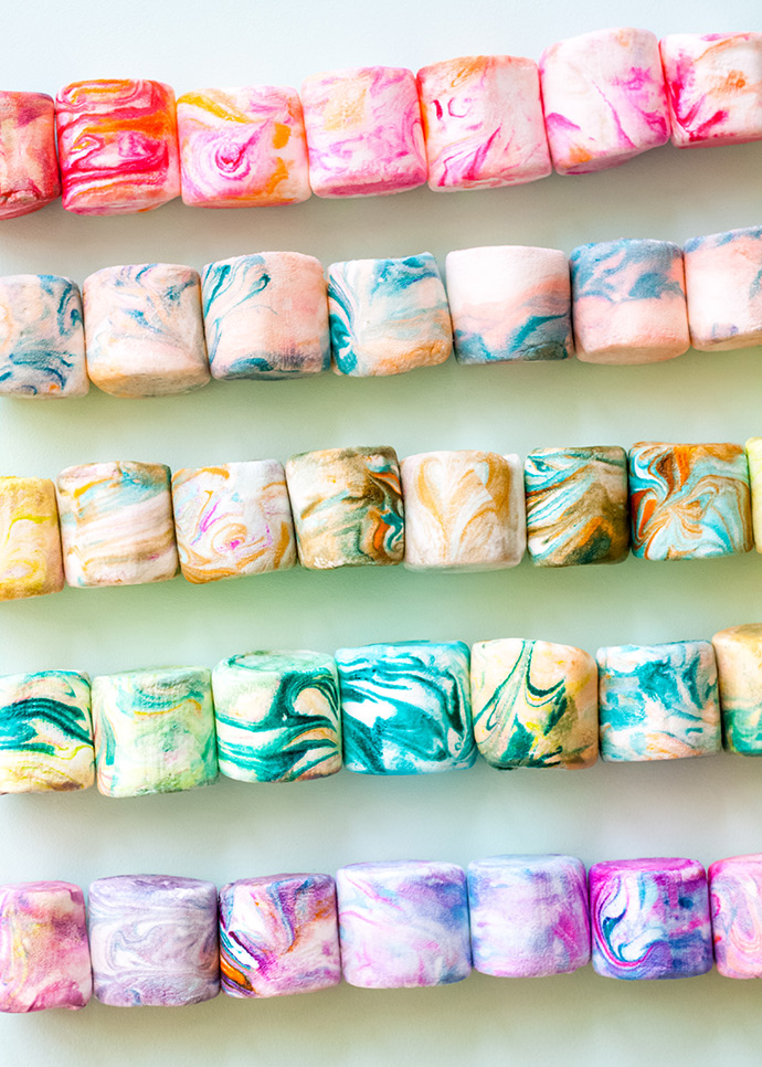 DIY Marbled Store-Bought Marshmallows