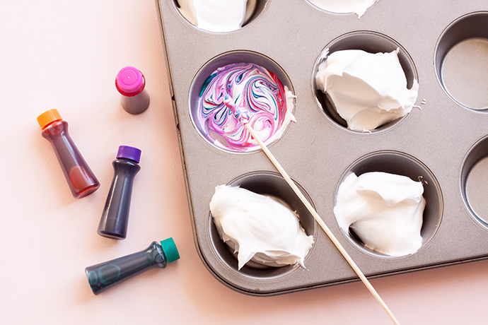 DIY Marbled Store-Bought Marshmallows