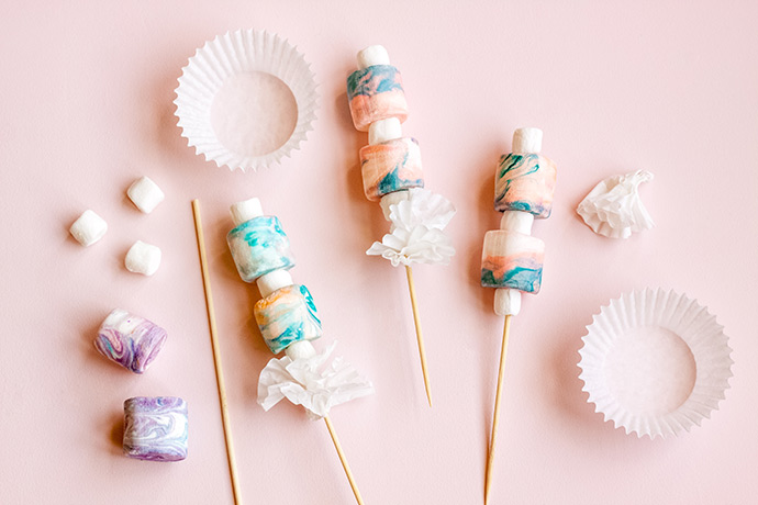 DIY Marbled Store-Bought Marshmallows