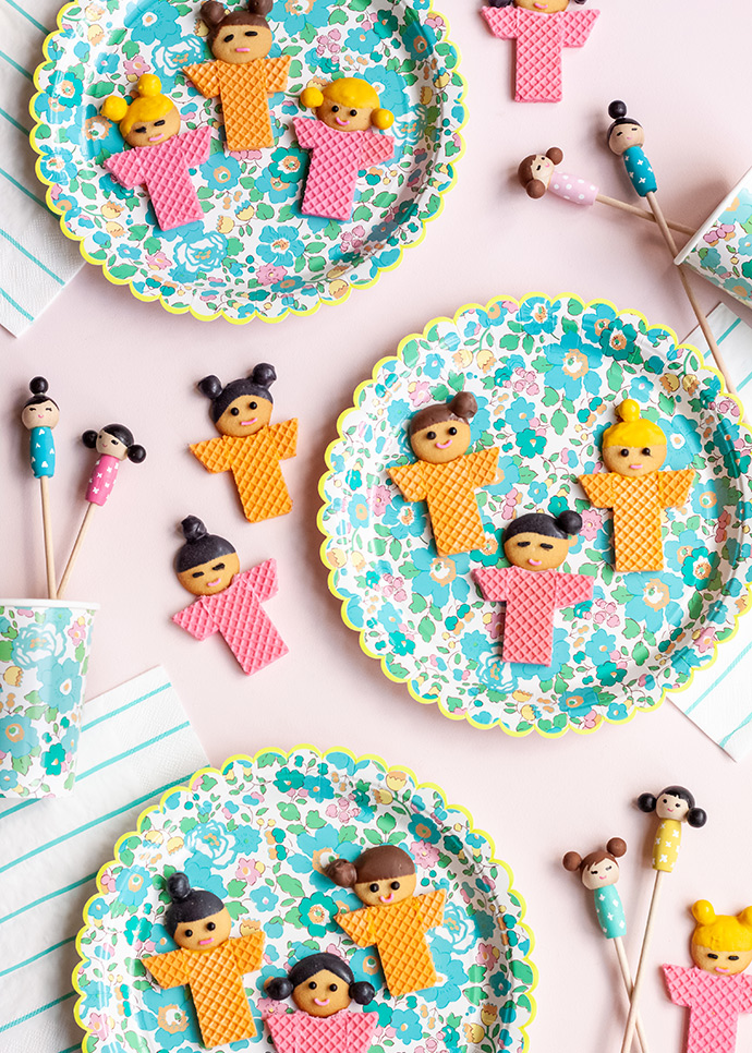 No-Bake Kokeshi Doll Inspired Cookies