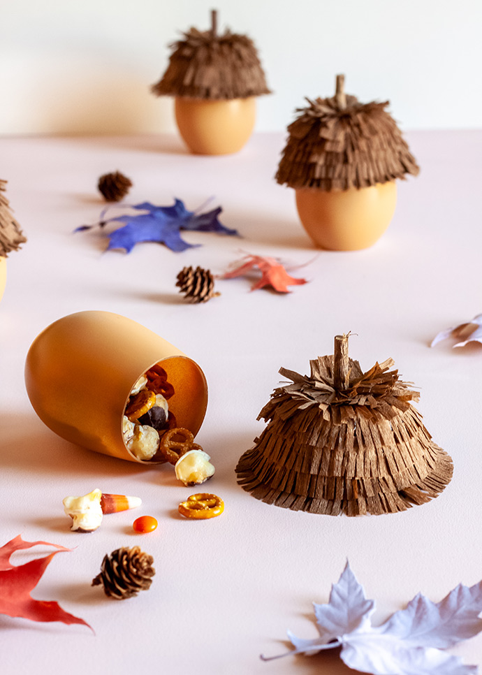 Thanksgiving Acorn Containers