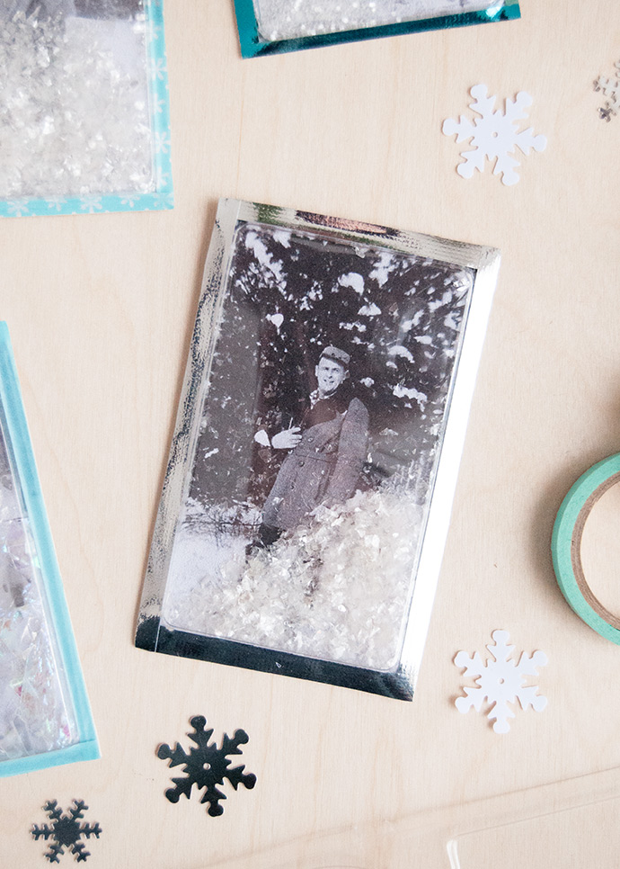 Snow Globe Photo Frames